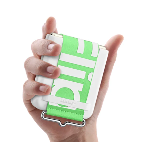 Cover Samsung Z Flip 3 Silicone Cover With Strap - White