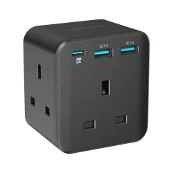 Powerology 3-Outlet Wall Socket With Fast Charging USB