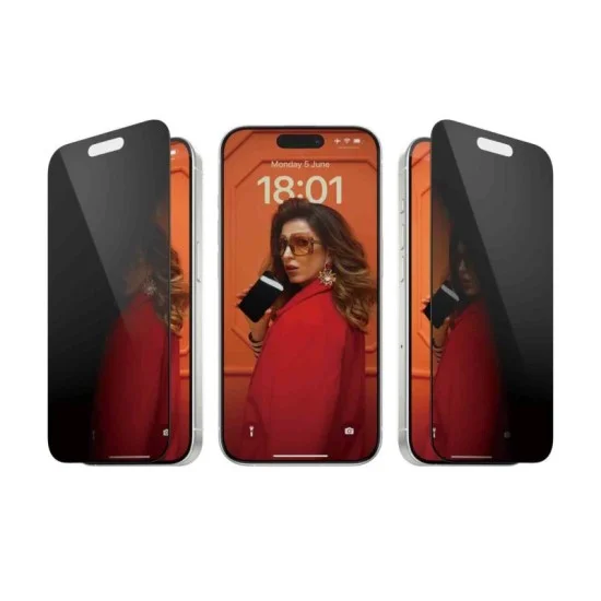 PanzerGlass&trade; Privacy Screen Protector iPhone 15 Pro | Ultra-Wide Fit - Privacy